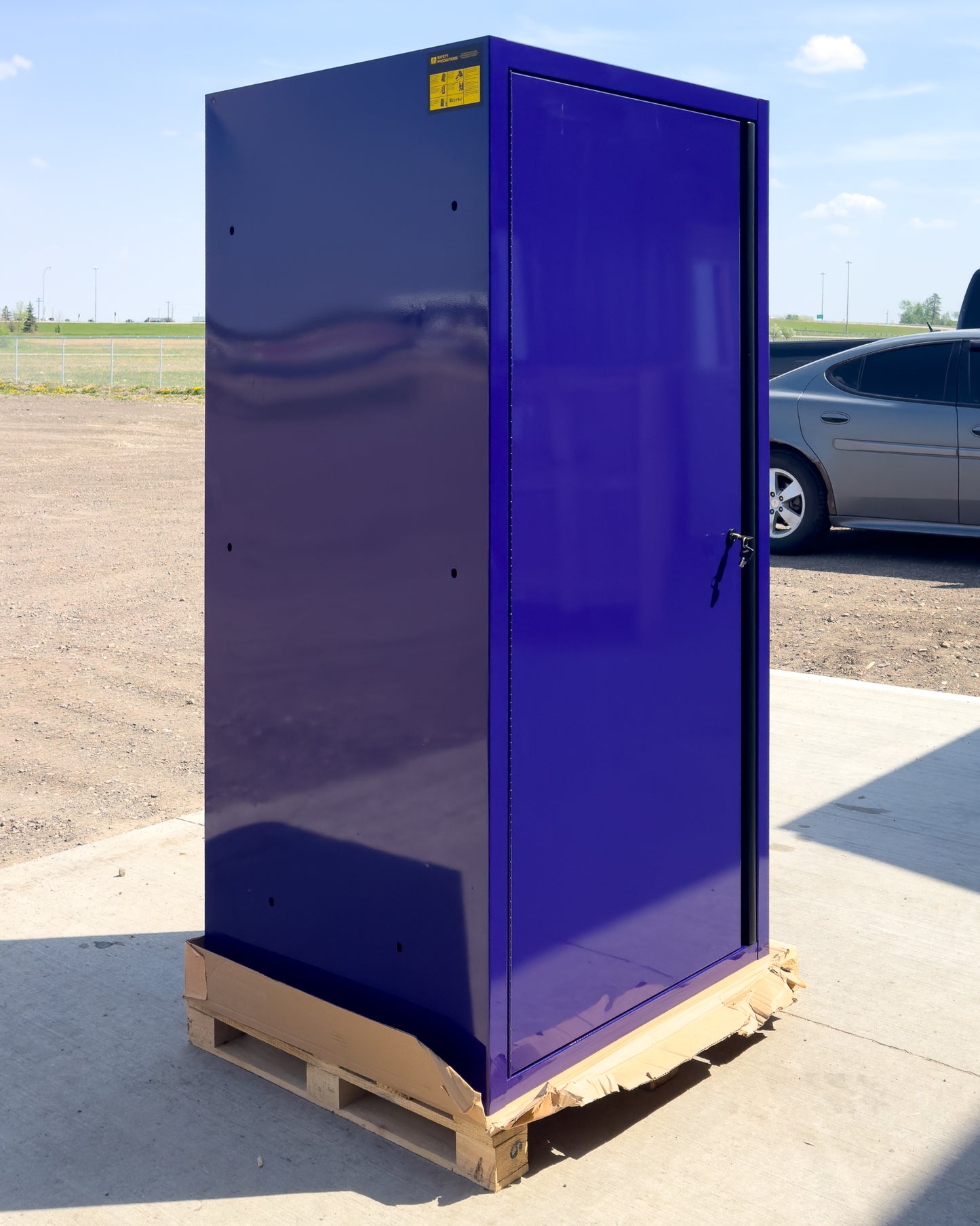 *SCRATCH AND DENT* 32" Locker - Purple/Purple/Black